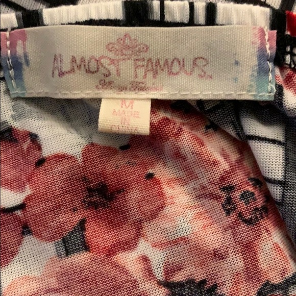 Cami, never worn: tag still is still on shirt. - Picture 5 of 5